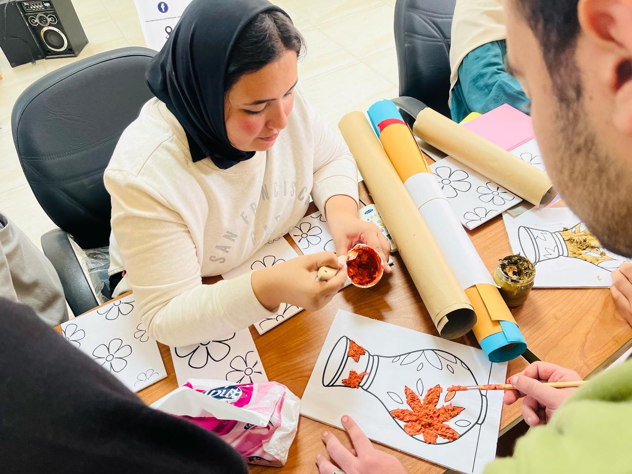 ورشة إعادة تدوير الخامات 