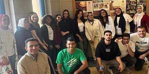 رحلة نجاح ملهمة: من قاعة الدراسة إلى العلمية